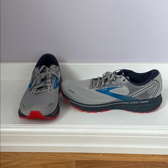 Brooks Gray Sneakers Performance Design - Picture 1 of 15
